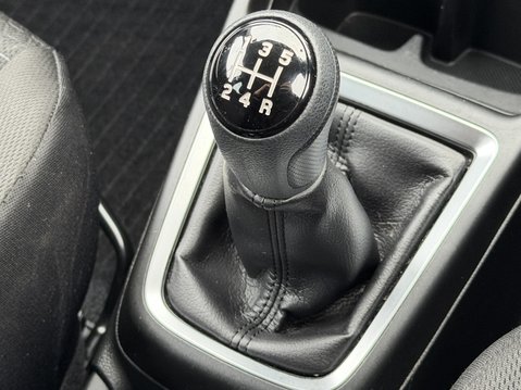 Suzuki Swift 1.2 Dualjet 83 12V Hybrid SZ-L 5dr 29
