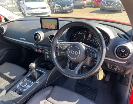 Audi A3 1.5 A3 Sportback 35 TFSI Sport 5dr 17
