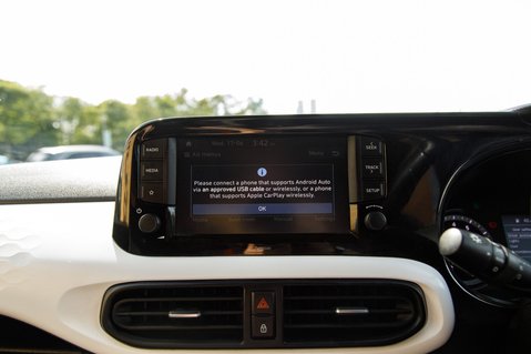 Hyundai i10 MPI PREMIUM 24