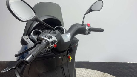 Piaggio MP3 HPE SPORT 2022 3 WHEELER TRIKE SCOOTER MOT WARRANTY 300CC 25