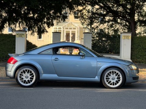 Audi TT 1.8T Coupe 2dr Petrol Manual quattro (226 g/km, 225 bhp) 32