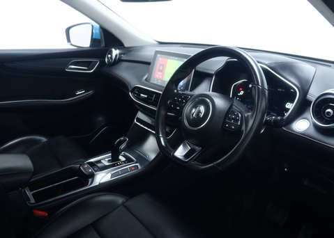 MG HS 1.5 MG HS Excite Semi-Auto 5dr 37