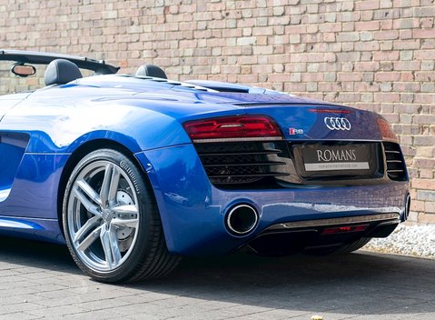Audi R8 V10 Spyder 22