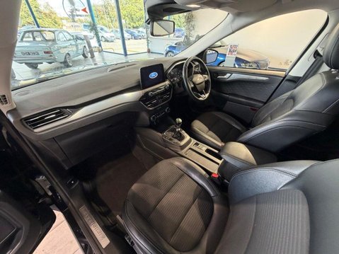 Ford Kuga 1.5T EcoBoost Titanium 2WD Euro 6 (s/s) 5dr 30