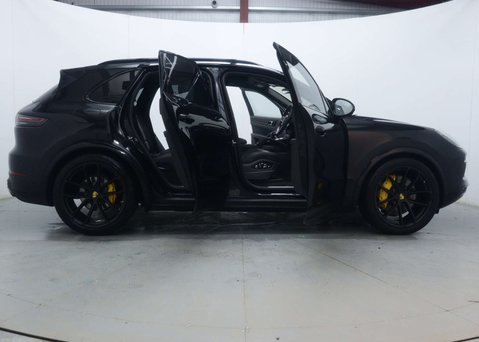 Porsche Cayenne 2.9 Cayenne V6 S Auto 4WD 5dr 57