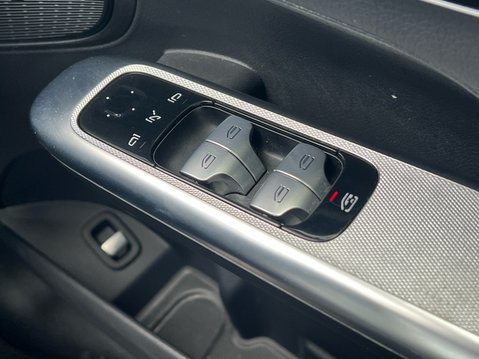 Mercedes-Benz GLC GLC 300 4MATIC AMG LINE MHEV 35