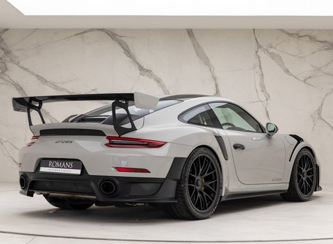 Porsche 911 (991.2) GT2 RS Weissach 7