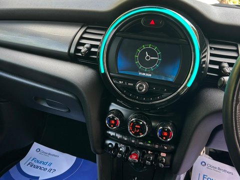 Mini Hatch 1.5 Cooper Sport Steptronic Euro 6 (s/s) 3dr 14