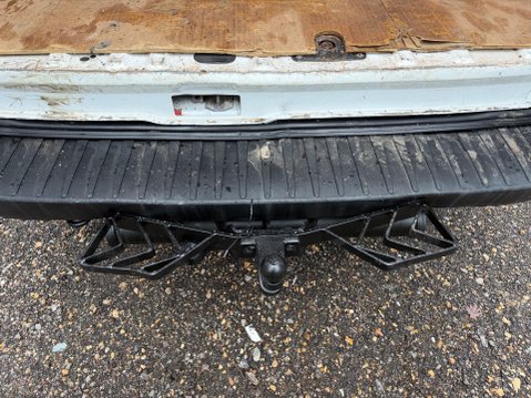 Ford Transit 2.0 350 EcoBlue Leader RWD L3 H3 Euro 6 (s/s) 5dr 20