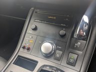 Lexus CT 200H F SPORT 27