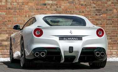 Ferrari F12 Berlinetta 3