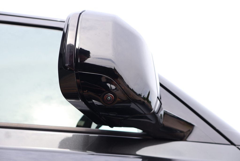 Land Rover Defender 110 2026 HARD TOP X-DYNAMIC HSE styled by SEEKER  with SVR SEAT CONVERSION 15