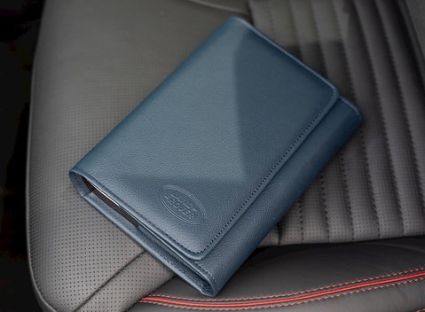 Land Rover Discovery Td6 HSE 32