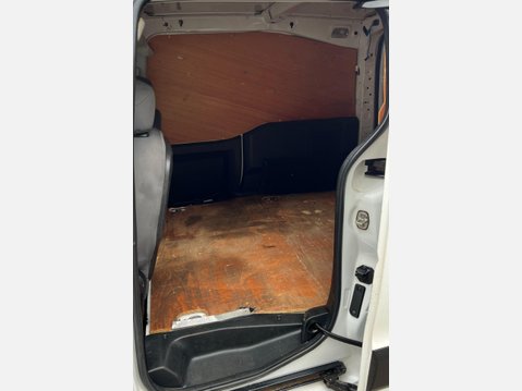Peugeot Partner 1.6 HDi 850 S Panel Van 4dr Diesel Manual L1 (138 g/km, 90 bhp) 22