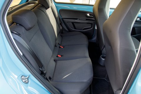 Volkswagen Up BLACK EDITION 22