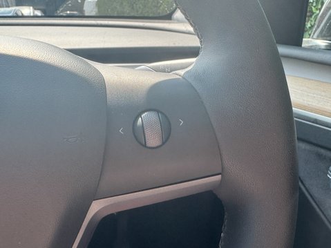 Tesla Model Y SUV 5dr Electric Auto RWD (346 ps) 13