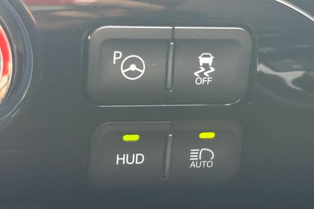 Toyota Prius 1.8 VVT 8.8kWh Excel Hatchback 5dr Petrol Plug-in Hybrid CVT Euro 6 (s/s) ( 34