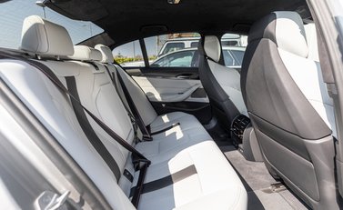 BMW M5 Competition 15