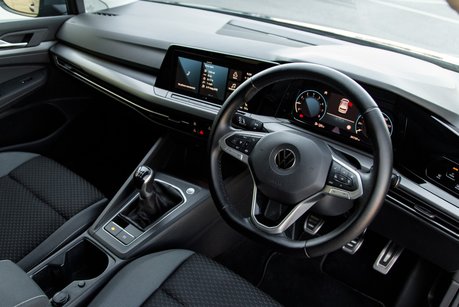 Volkswagen Golf ACTIVE TSI
