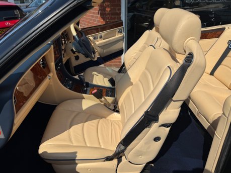 Bentley Azure 6.8 Convertible 2dr Petrol Automatic (422 g/km, 385 bhp) 37
