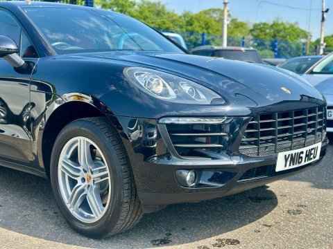 Porsche Macan 2.0T SUV 5dr Petrol PDK 4WD (s/s) (252 ps) 27