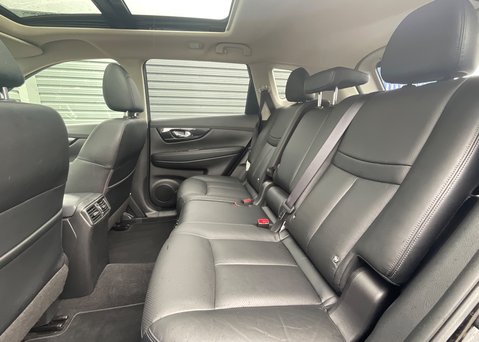 Nissan X-Trail Tekna dci 1.7 4WD 17