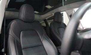 Tesla Model Y LONG RANGE AWD Red Multi Coat Comfort Suspension GROK AI One Owner VAT Q 4