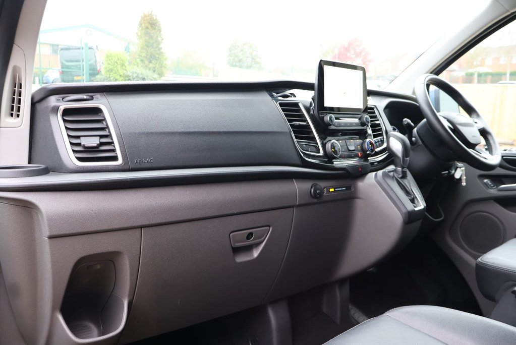 Ford Transit Custom 320 SPORT L1H1 DCIV DOUBLE CAB  Auto   PRICE MATCH OFFER  WAS 29950  19