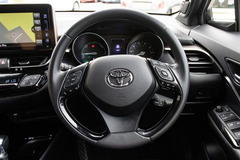 Toyota C-HR LIME EDITION 22