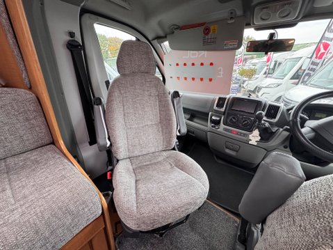 Auto-Trail Mohawk 43