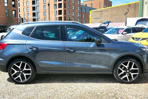 SEAT Arona TSI FR SPORT DSG AUTOMATIC! SMARTPHONE LINK! HEATED SEATS! SERVICE HISTORY! 2