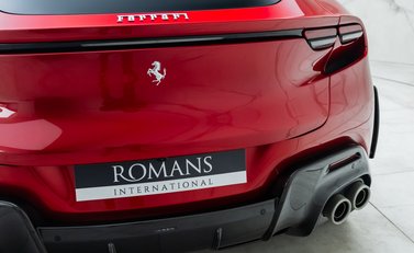 Ferrari Purosangue V12 37