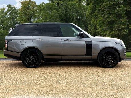 Land Rover Range Rover WESTMINSTER BLACK 4