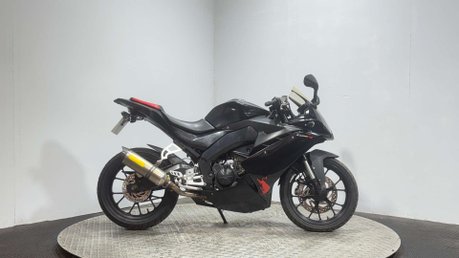 Derbi GPR 2010 GPR 125cc Project 1
