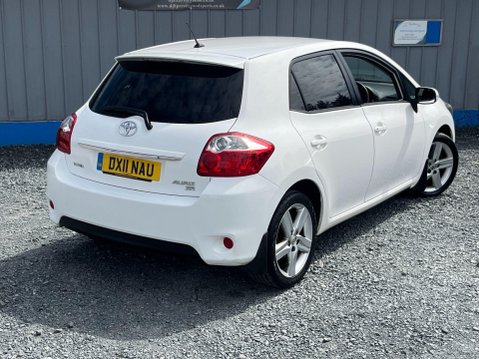 Toyota Auris 1.6 V-Matic SR Euro 5 5dr 42