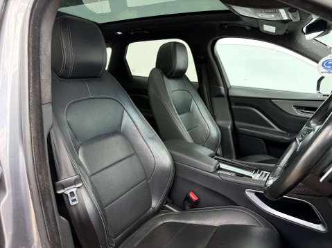 Jaguar F-Pace 2.0 F-PACE Chequered Flag AWD D Auto 4WD 5dr 14