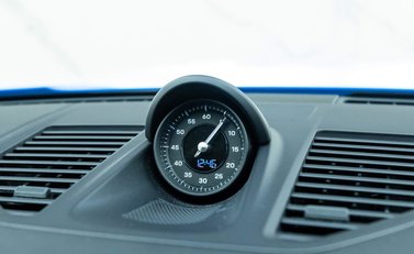 Porsche 911 Carrera (992) 14