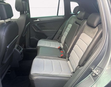 Volkswagen Tiguan 2.0 Tiguan R-Line Tech TDI Semi-Auto 5dr 19