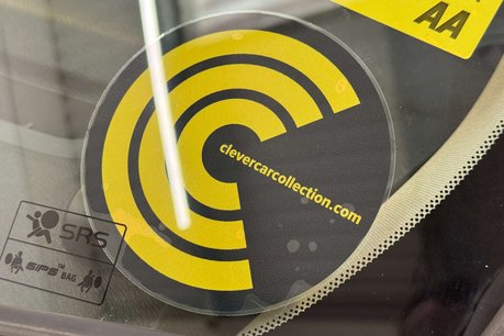 Volvo V40 1.6 T4 Lux Hatchback 5dr Petrol Powershift Euro 5 (s/s) (180 ps) 51