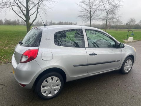 Renault Clio 1.2 Bizu Euro 5 3dr 7