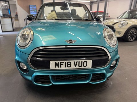 Mini Convertible 1.5 Cooper 2dr 6