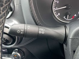 Nissan Juke 1.0 Juke N-Connecta DiG-T 5dr 53