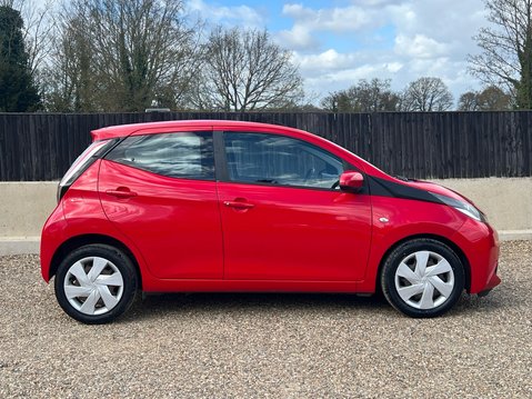 Toyota Aygo VVT-I X-PLAY X-SHIFT 5