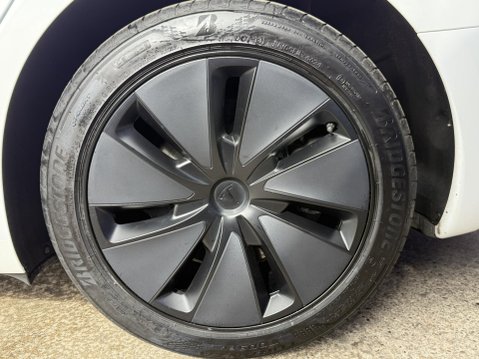 Tesla Model 3 Saloon 4dr Electric Auto RWD (208 ps) 16