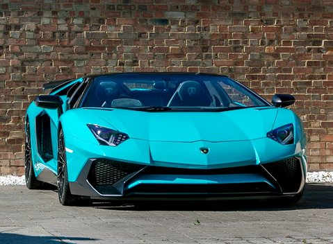 Lamborghini Aventador SV LP750-4 Roadster 1
