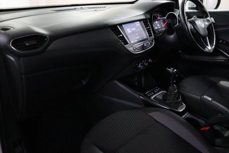 Vauxhall Crossland X TECH LINE NAV 34