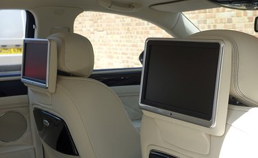 Bentley Flying Spur W12 Mulliner 15