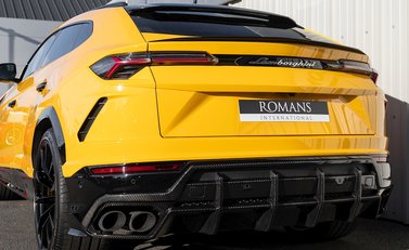 Lamborghini Urus 29