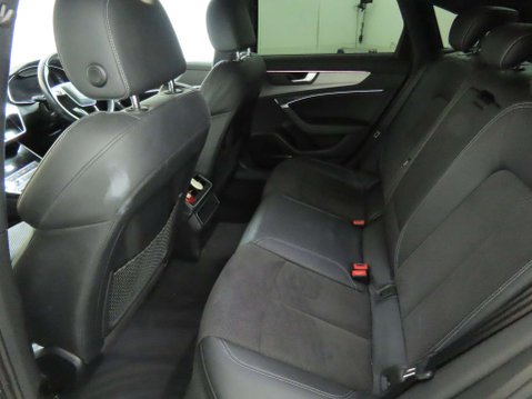Audi A6 2.0 A6 Black Edition 40 TDI Semi-Auto 4dr 10