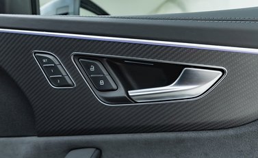 Audi RS Q8 Vorsprung 25